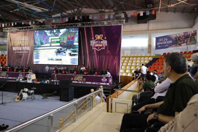 E-spora Gençlerden Yoğun İlgi