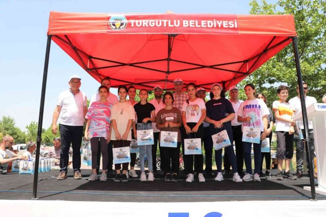 Turgutlu Belediyesinden Çevre Günü Etkinliği