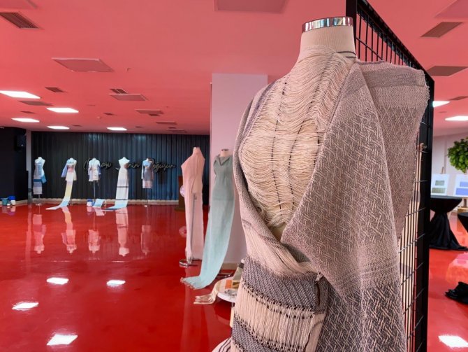 Kaybolan Türk Kumaş Sanatını Günümüze Uyarladılar