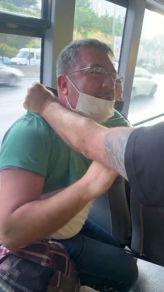 Ataşehir’de İ̇ett Otobüsünde Taciz