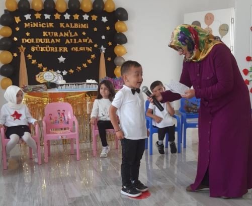 Küçük Yaşta Kur’an Kerim Okumayı Öğrendiler