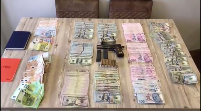 İ̇stanbul Merkezli 3 İlde Foreks Dolandırıcılarına Operasyon: 7 Gözaltı