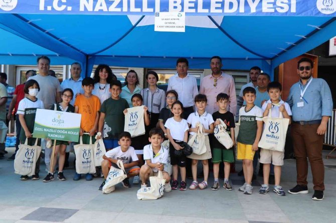 Nazilli’de 3 Saatte 50 Bin Atık Pil Topladılar