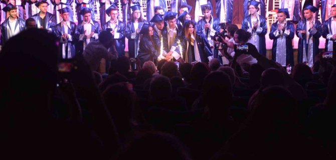 Keplerini Atıp Okullarıyla Vedalaştılar