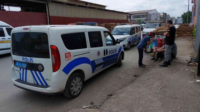 Üzerine 2 Tonluk Atık Balyası Düşen Kadın Öldü