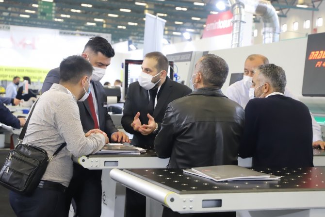 Küçük Bir Atölyeden Dünyaya Makine Satar Hale Geldiler