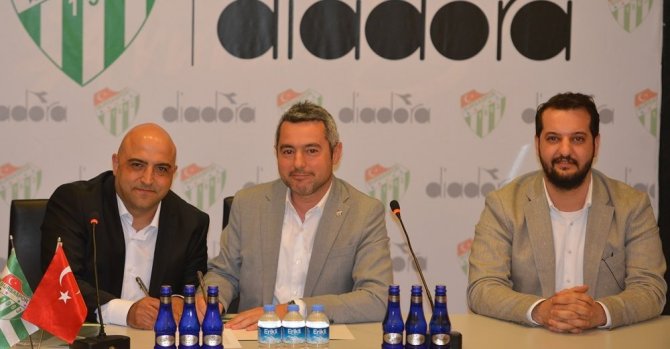 Bursaspor’un Yeni Sezon Forma Tedarikçisi Belli Oldu