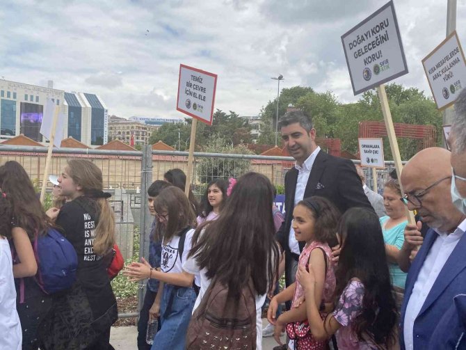 Kartal’da ’Dünya Çevre Günü’nde Çevre İçin Yürüdüler