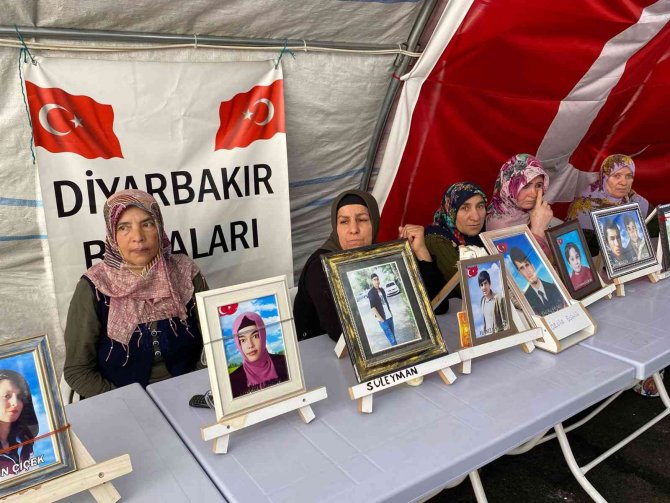 Diyarbakır’da Aileler Bin 9 Gündür Evlatlarını Yolunu Gözlüyor