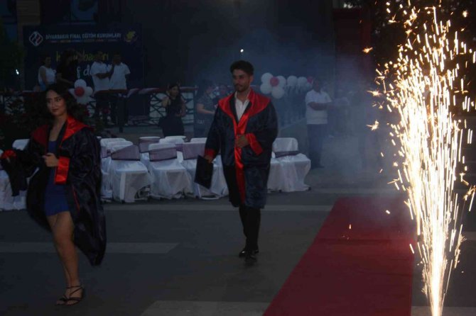 Diyarbakır’da Mezuniyet Coşkusu