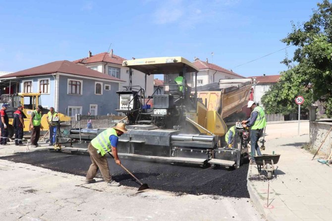 Düzce Belediyesi’nden Asfalt Atağı