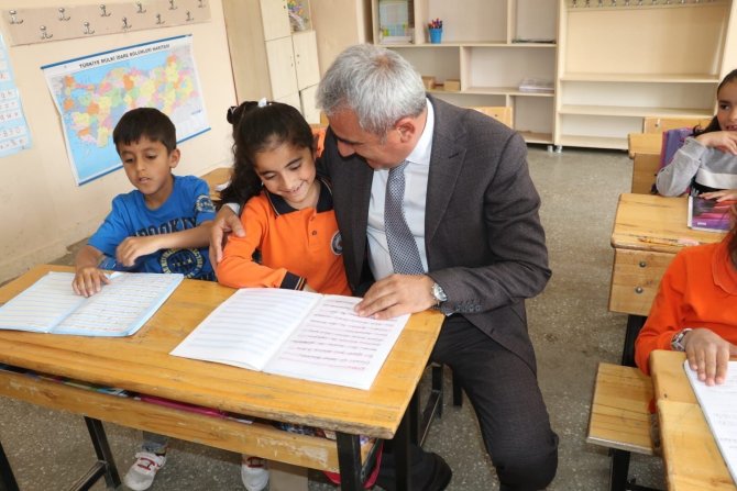 Hakkari Milli Eğitim Yöneticileri Sahada