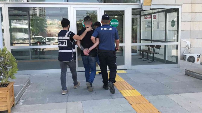 Elazığ’da 2 Kişiyi Yaralayan Ve 21 Suç Kaydı Bulunan Şüpheli Yakalandı