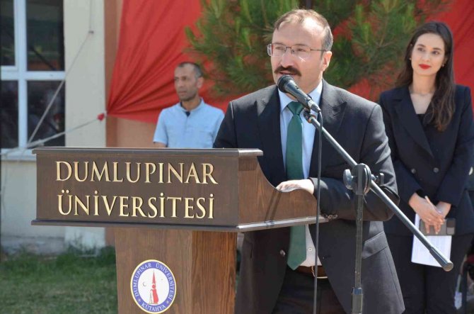 Emet Myo’da Mezuniyet Coşkusu