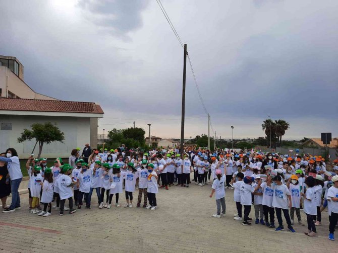 Gediz Atatürk Ortaoklu Erasmus Ekibi İ̇talya’dan Döndü