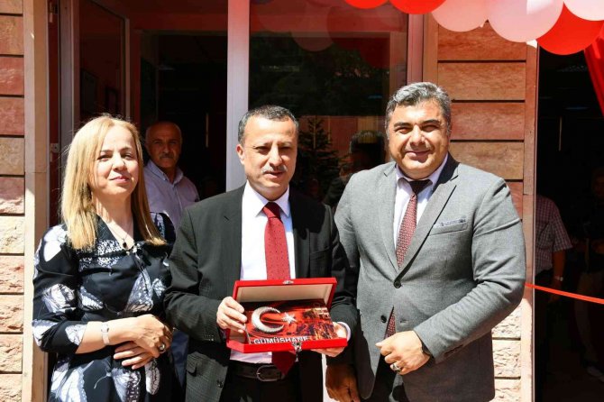 Gümüşhane’de El Emeği Göz Nuru Eserler Görücüye Çıktı