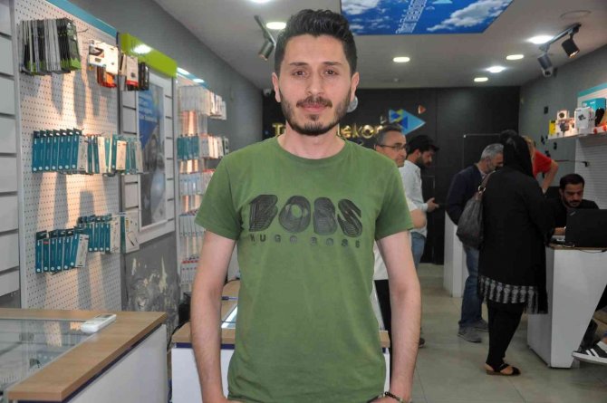 Yüksekova’ya Doğal Gazın Gelmesi Vatandaşları Sevindirdi