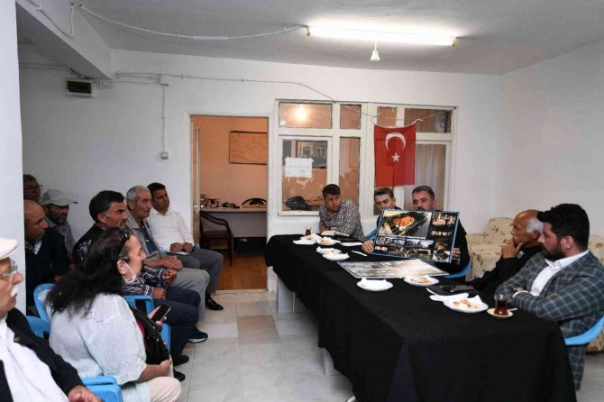 Başkan Ertuğrul Çetin Dinliyor, Hizmet Üretiyor