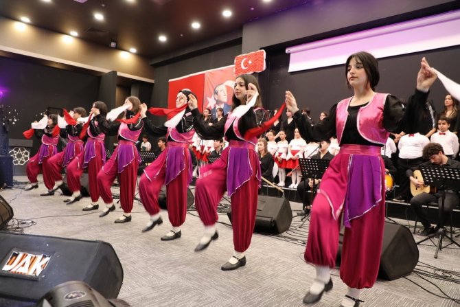 İ̇lkadım Çocuk Ve Gençlik Korosu’ndan Unutulmaz Konser