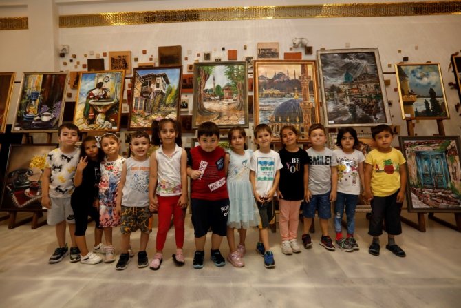 İ̇nesmek’in Eserleri Bursa’da Görücüye Çıktı