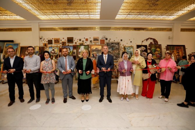İ̇nesmek’in Eserleri Bursa’da Görücüye Çıktı