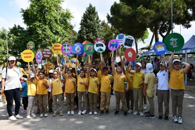 İ̇znikli Minikler Çevre Haftası’nı Kutladı