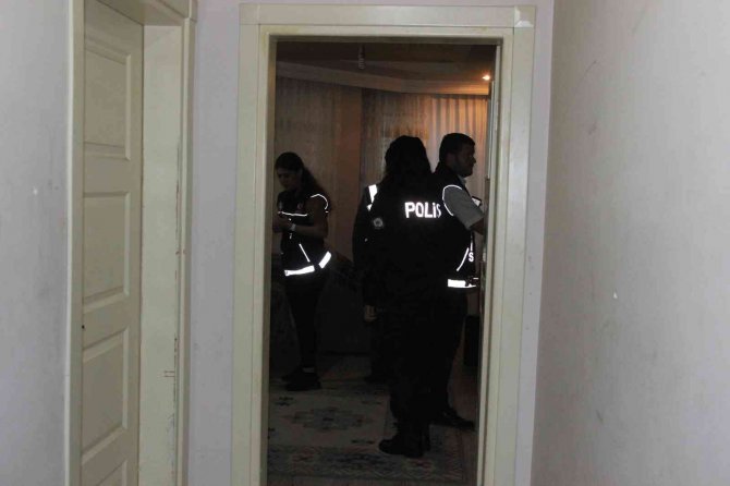 Uyuşturucu Satıcılarına Şafak Operasyonu: 5 Gözaltı