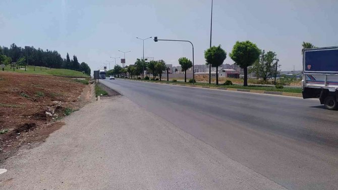 Tırın Altında Kalan 14 Yaşındaki Çocuk Öldü