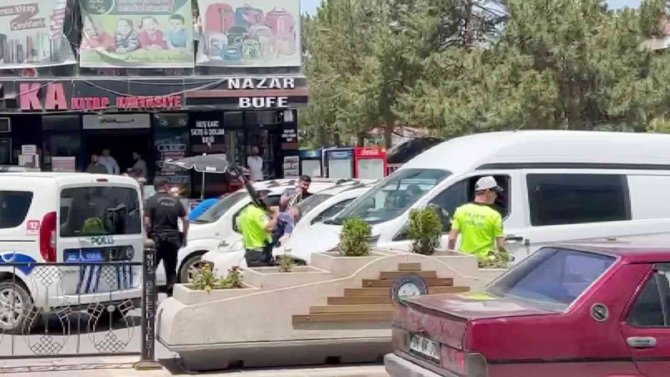Muş’ta Polis Ekipleri Adliye Çıkışındaki Silahlı Saldırıyı Son Anda Önledi