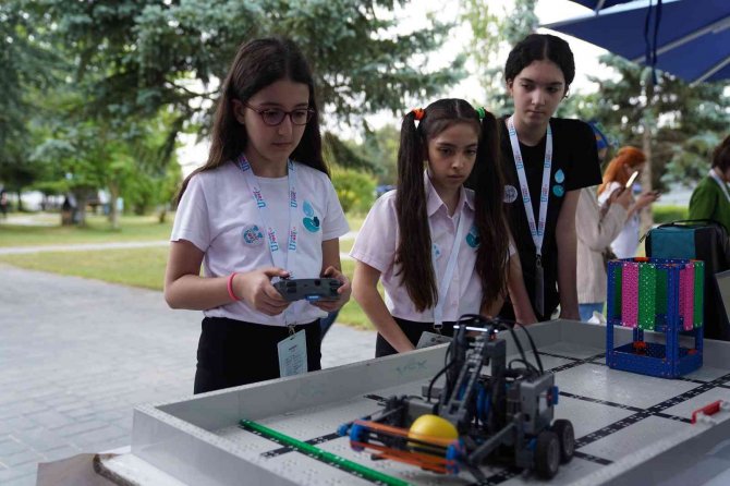 Geleceğin Projeleri ‘Sudaki Yaşam’ İçin Yarıştı