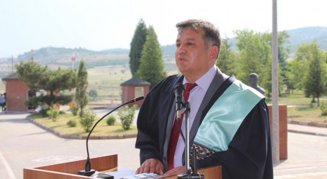 Tavşanlı Myo’da Mezuniyet Coşkusu