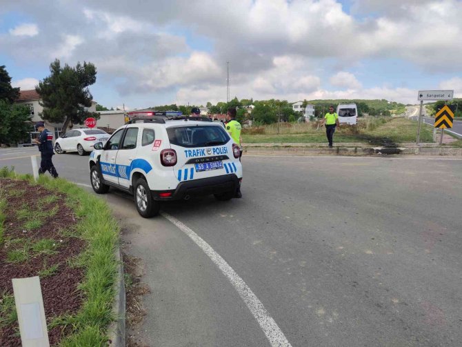 Tekirdağ’da Öğrenci Servisi İle Ticari Araç Çarpıştı: 4 Yaralı