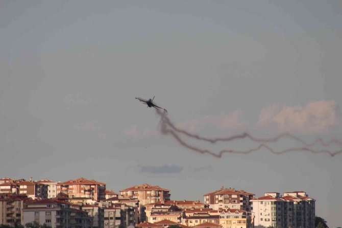 Dosta Güven Düşmana Korku: Solotürk’ten Muhteşem Prova