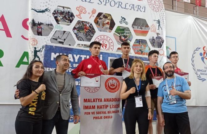 Muaythai Türkiye Şampiyonası’nda Bitlisli Sporculardan Yeni Başarı