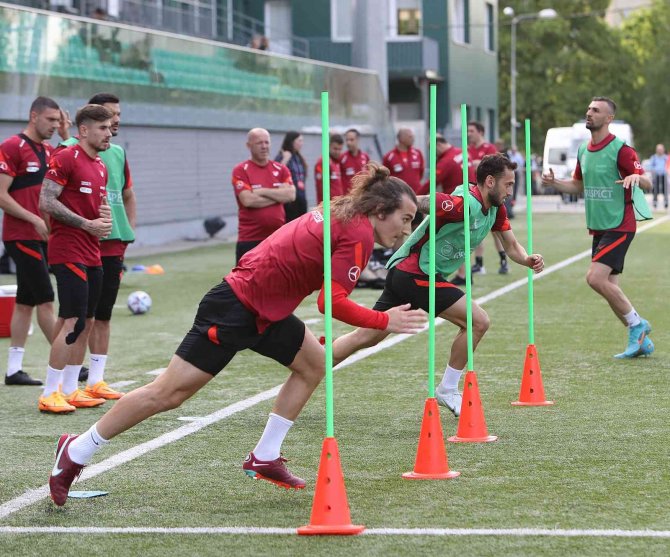 A Milliler, Litvanya’daki İlk Antrenmanını Yaptı