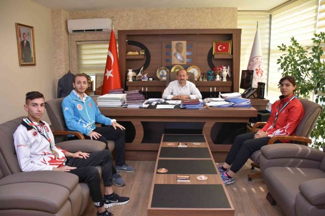 Muay Thai Dünya Şampiyonlarından Derece’yi Ziyaret
