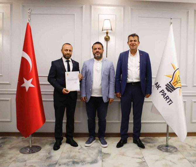 Ak Parti Aliağa İ̇lçe Başkanlığına Bedrettin Yaşar Demir Atandı