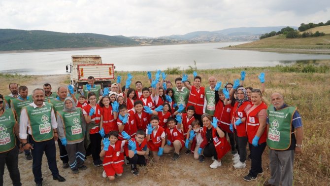 Altıeylül’de Çevre Temizliği Yapıldı