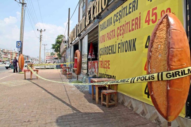 Fırıncı, Ucuz Ekmek Satan Fırını Kurşunladı