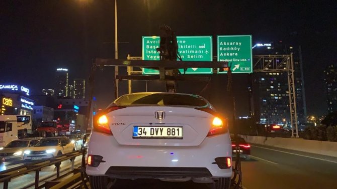 Basın Ekspres’te Yolun Karşına Geçmeye Çalışan Adam Araba Çarpması Sonucu Hayatını Kaybetti
