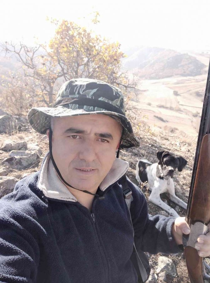 Karısını Vurduktan Sonra Hayatına Son Veren Mehmet Bilsen Toprağa Verildi
