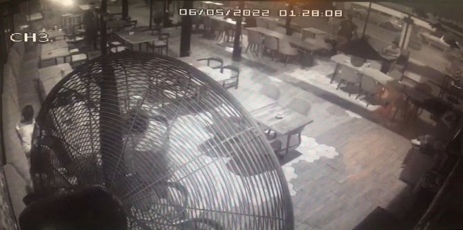 İ̇stanbul’da Kafeteryadaki Korkunç Cinayet Kamerada: Kadın Tuzağa Çekti, Husumetlisi Öldürdü