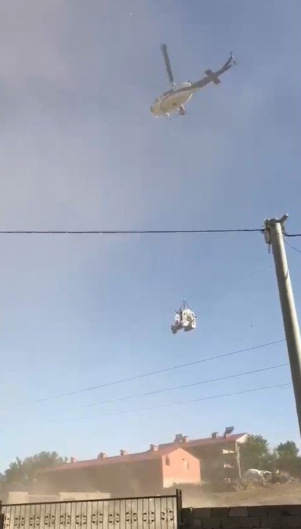 Bitlis’te Semalarında Helikopter Hareketliliği