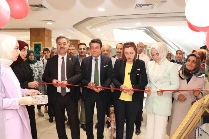 Bedestem’den Yıl Sonu Sergisi