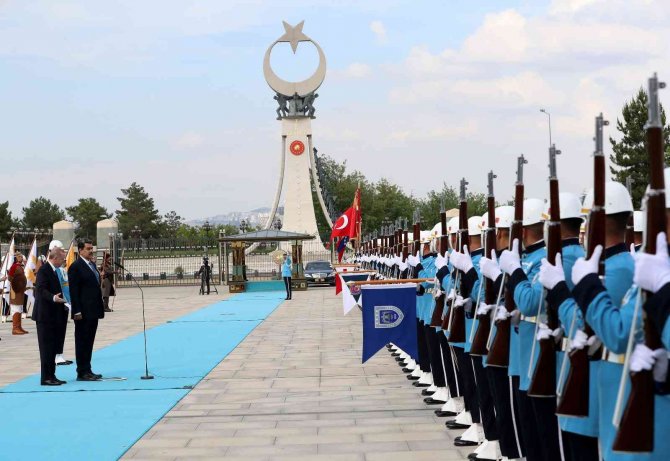 Cumhurbaşkanı Erdoğan, Venezuela Devlet Başkanı Maduro’yu Resmi Törenle Karşıladı