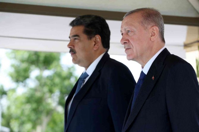 Cumhurbaşkanı Erdoğan, Venezuela Devlet Başkanı Maduro’yu Resmi Törenle Karşıladı