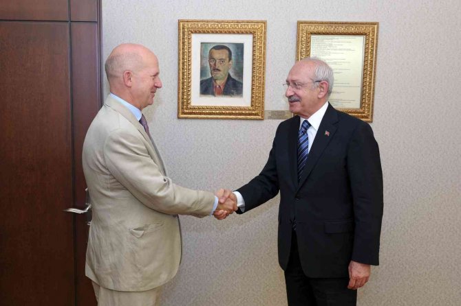 Chp Genel Başkanı Kılıçdaroğlu, Birleşik Krallık Büyükelçisi Chilcott’u Kabul Etti
