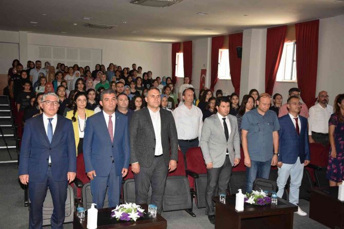 Anadolu Mektebi Yazar Okumaları Gerçekleşti