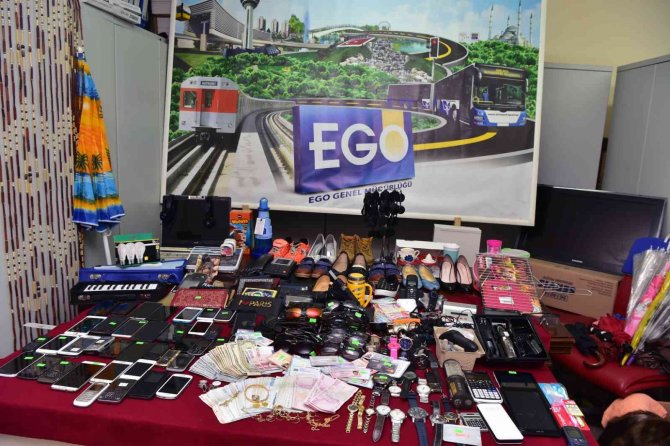 Toplu Taşıma Araçlarında Unutulan Eşyalar Satışa Çıkıyor