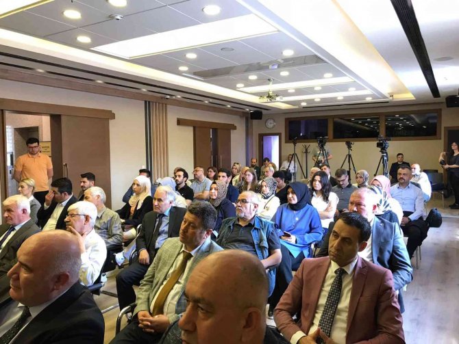 "Emek Ve İ̇ş Ahlakı" Kitabı Tanıtıldı